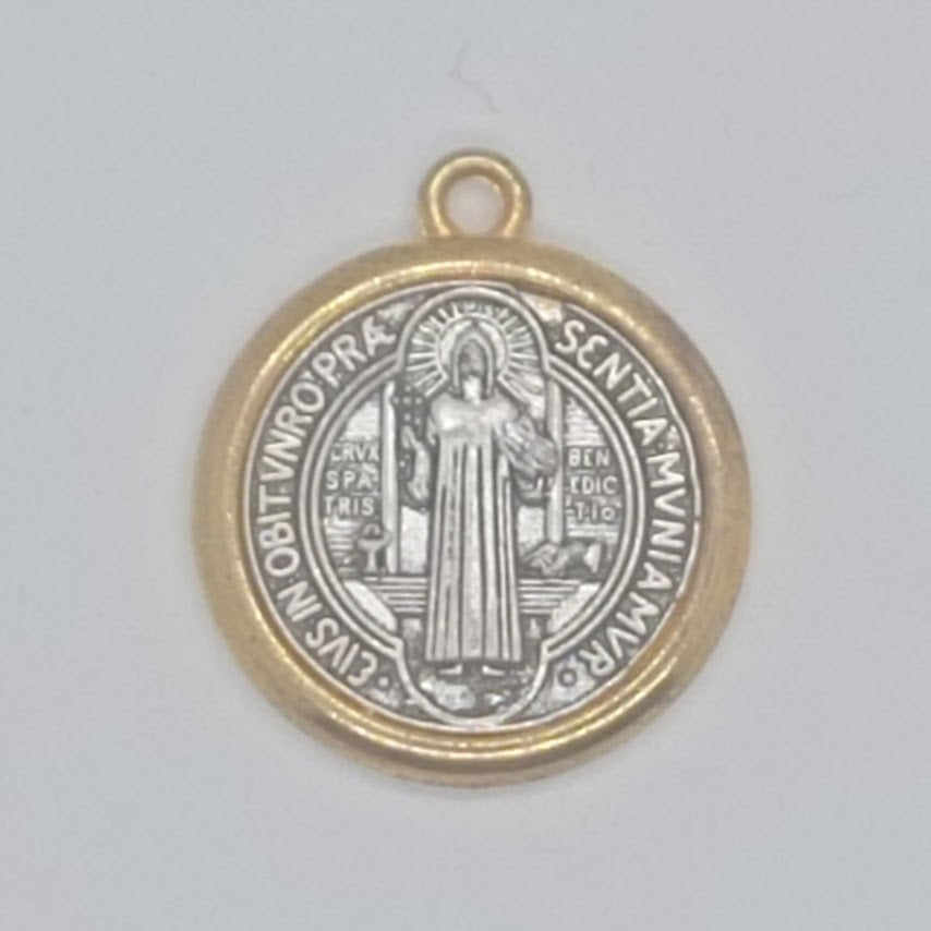 Dije San Benito/ Pack 10 unid.